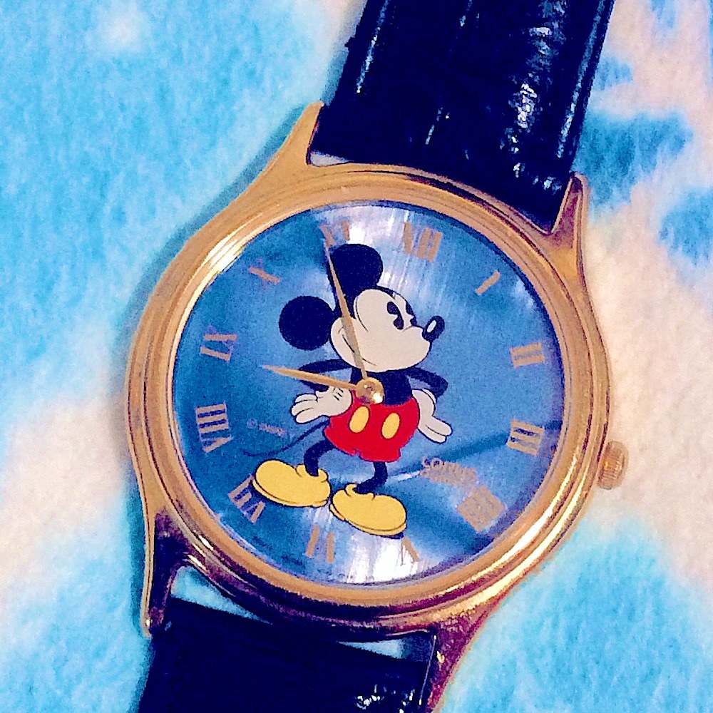 Mickey Mouse watch Lorus Disney Seiko rare NWOT gold tone unisex W/sticker MOP